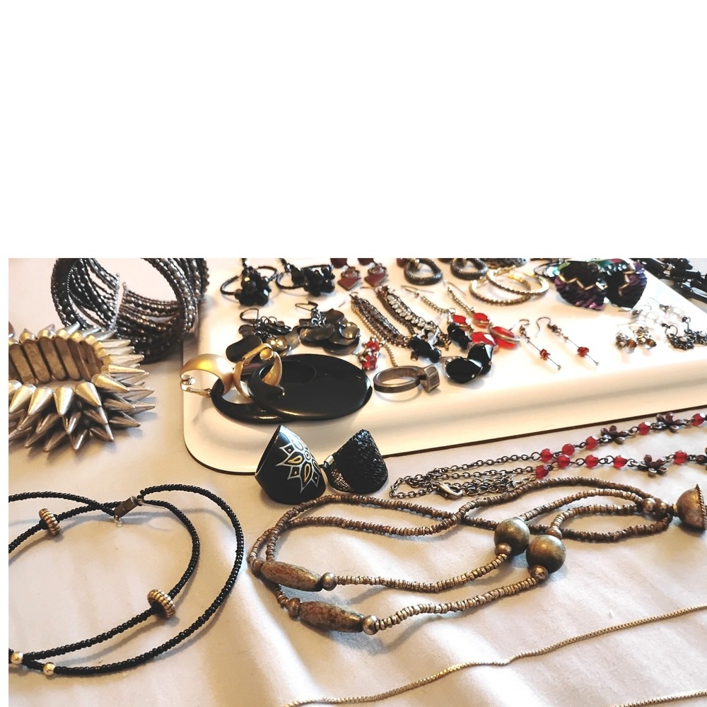 ▪️Vampy Grunge Whimsy goth jewelry Bundle Lot Halloween Festival Dark Academia - Picture 9 of 14